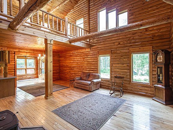 3rd image of 2762 Cedar Lake Rd