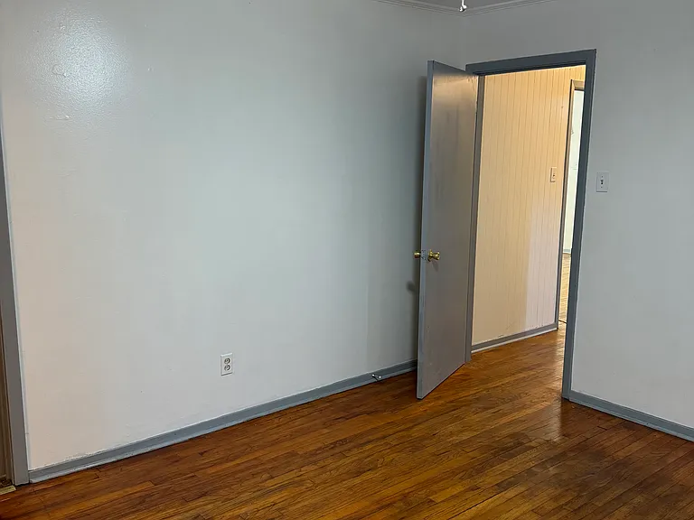 416 Bennett St — Photo 5