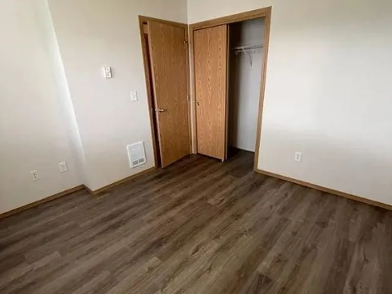 5756 Legoe Ave — Photo 11