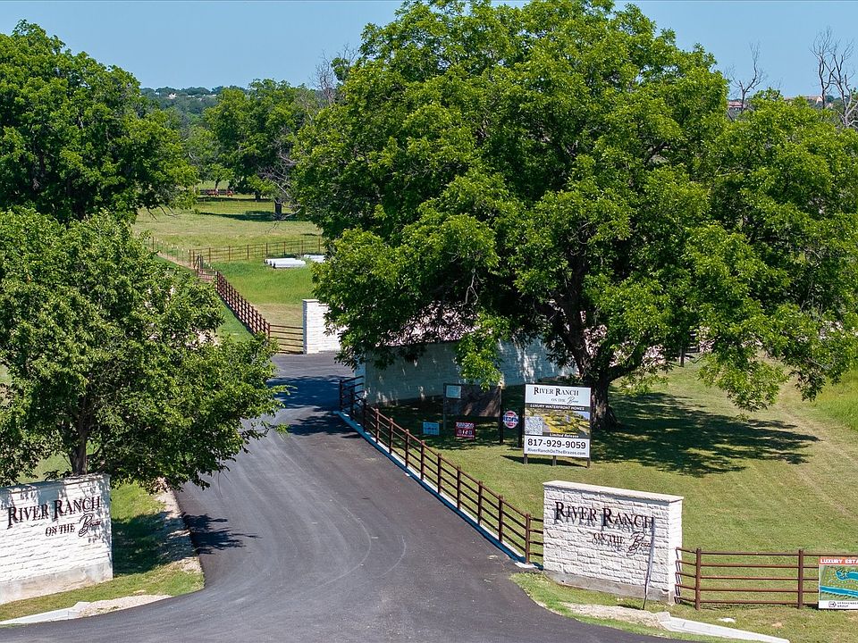 1st image of 2004 River Ranch Cir
