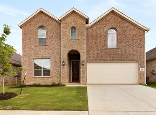 1808 Roadrunner Dr, Little Elm, TX 75068