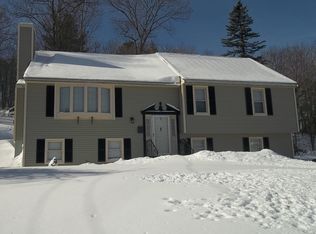 3 Gould St, Millbury, MA 01527