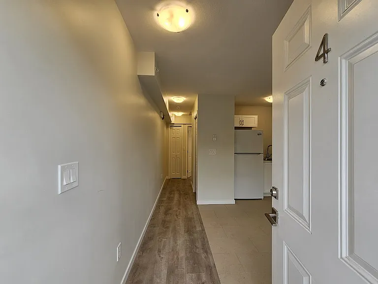 45790 Lewis Ave #4 — Photo 2