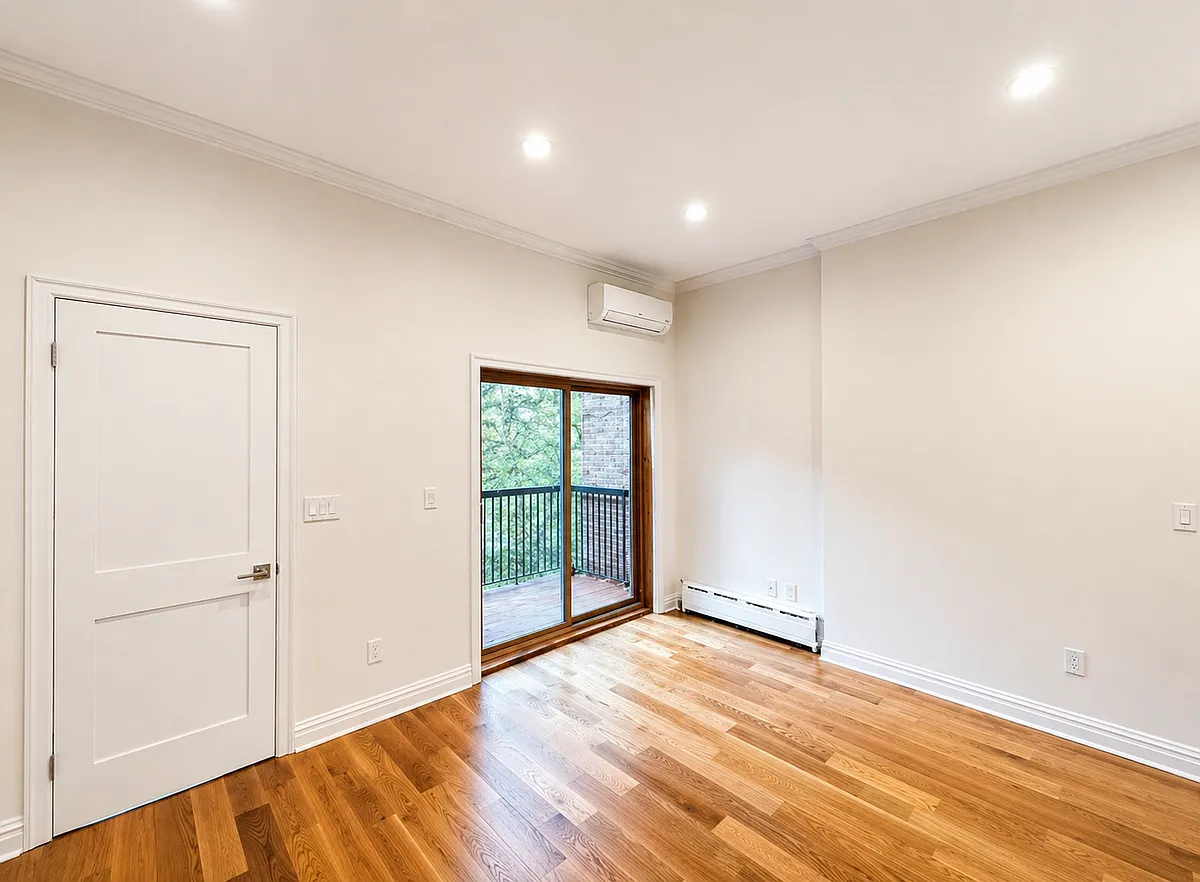 Photo 2 of 6 - 54 W 91st St #3B - Manhattan, NY Building Photo - 54 W 91st St #3B