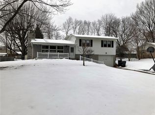 308 Sunset Blvd, Greenwood, IN 46142