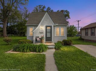 7283 Lozier Ave, Warren, MI 48091