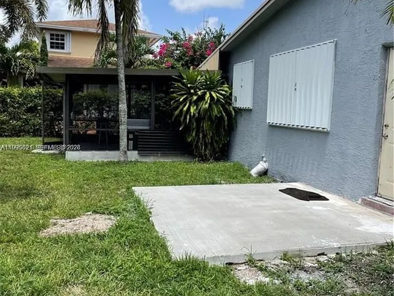 3830 SW 31st St — Photo 23
