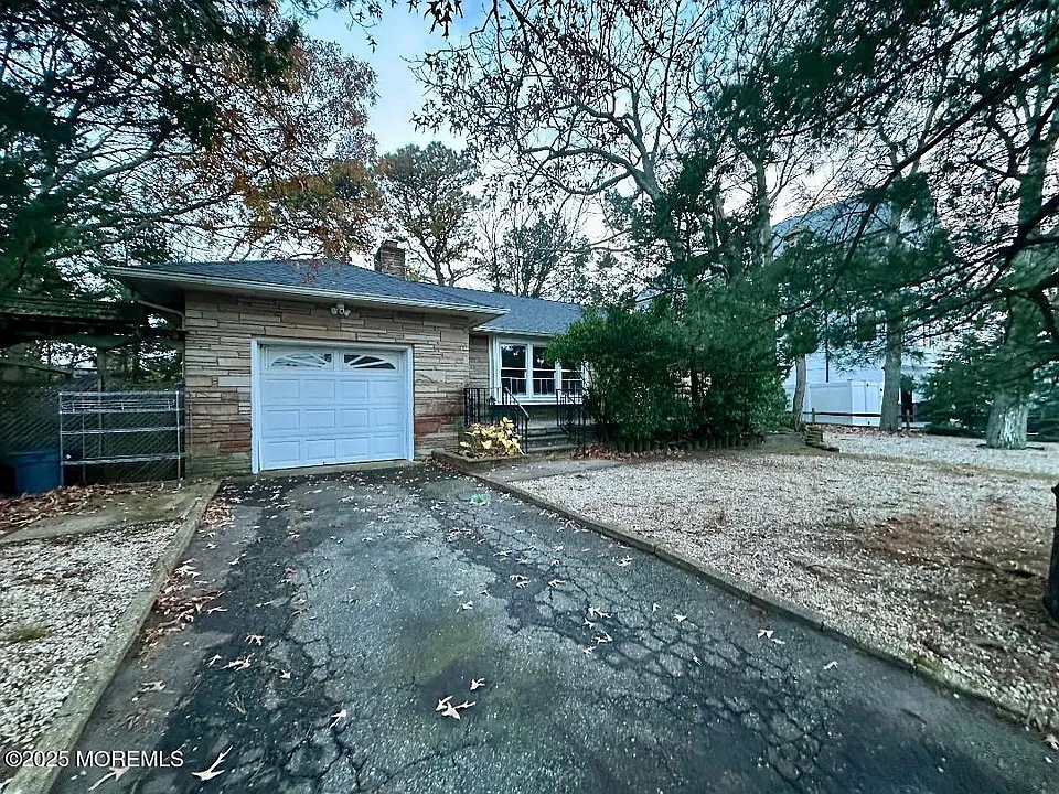 297 Cambourne Dr