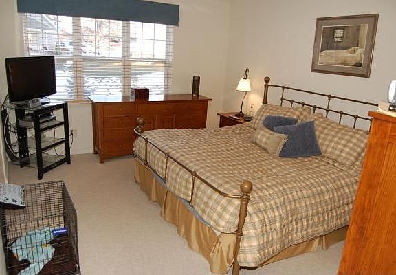 4th image of 50 Mystic Dr
