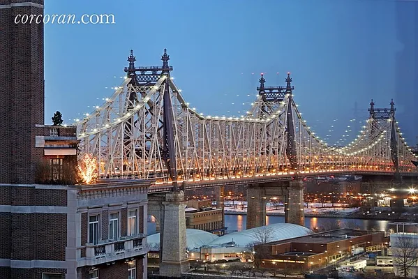 Sold by Corcoran | media 21