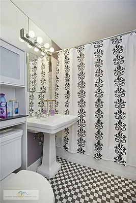 Rented by Medow Property | media 27