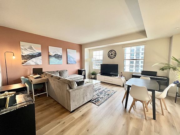 5th image of 300 W 11th Ave Unit 10D
