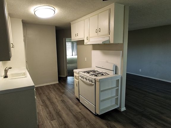 5th image of 1800 W Glencrest Ave APT 9