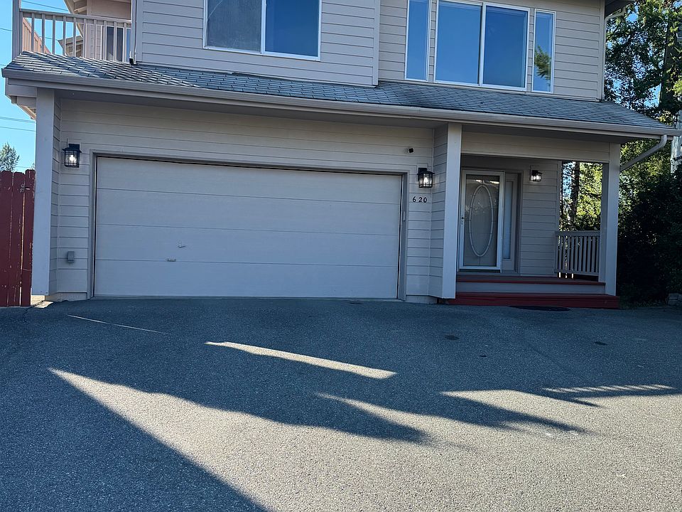 1st image of 620 Princess Cir