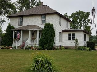 14340 Burlew Rd, Three Rivers, MI 49093