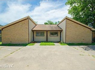 2412 Long Dr, Bryan, TX 77802