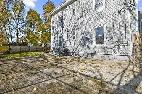 43 Pinkham St — Photo 2