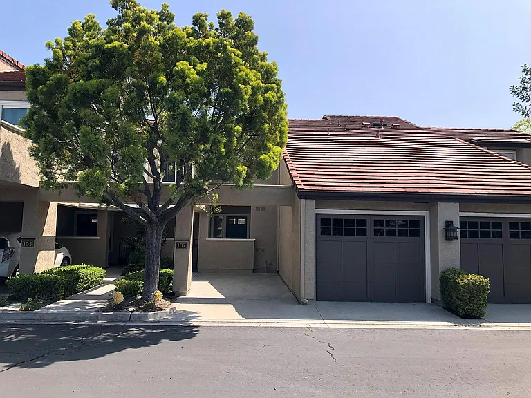 107 Stanford Ct #107 — Photo 10
