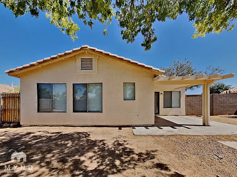 16025 W Lilac St — Photo 18
