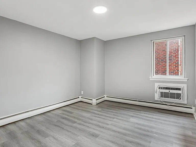 Mandela Apartments — Photo 38
