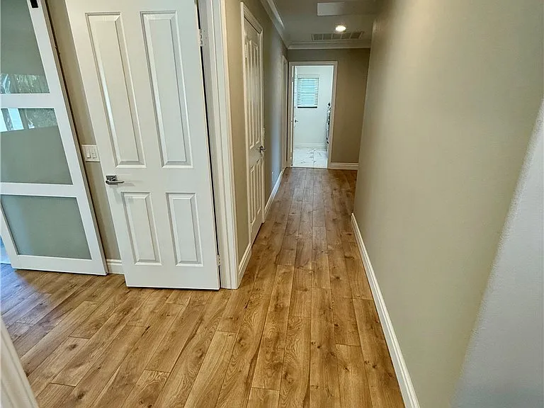 7 Hawk — Photo 38