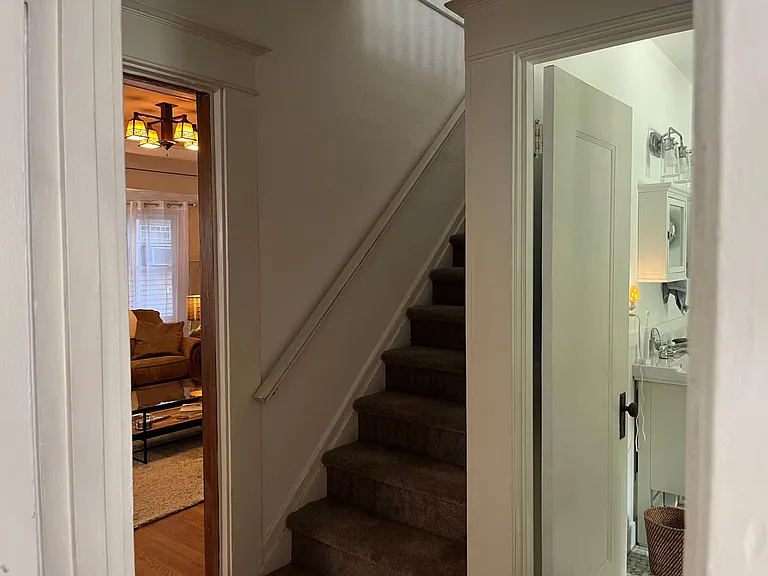 2324 Portola Way — Photo 15