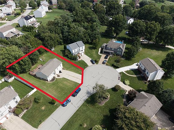 5th image of 406 S Point Ct