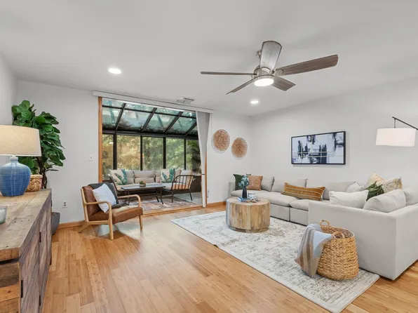 200 P St APT B21, Sacramento, CA 95814