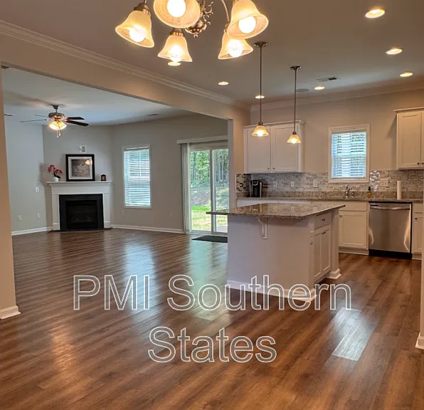 320 Alameda Ln — Photo 9