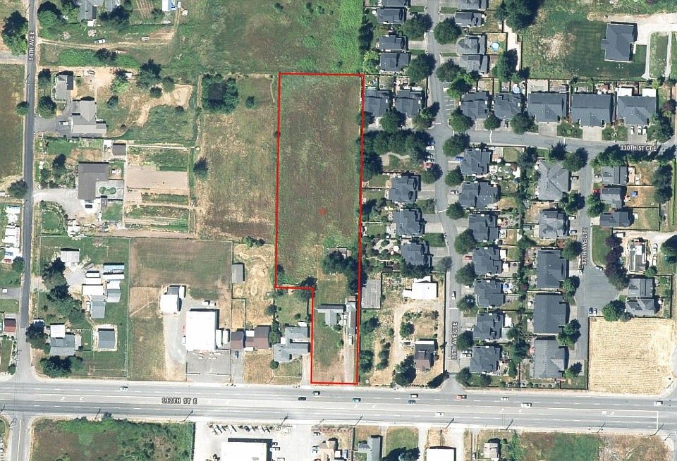 2nd image of 3519 112th St E