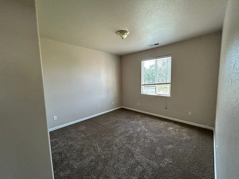 3716 E Vassar Ct — Photo 22