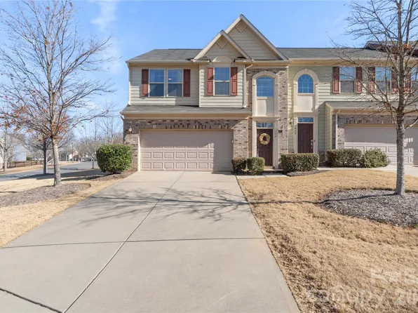 1845 Fleetwood Dr, Charlotte, NC 28208