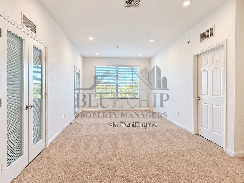 3314 Robert Trent Jones Dr #404
