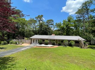 842 Bob Sikes Rd, Defuniak Springs, FL 32435