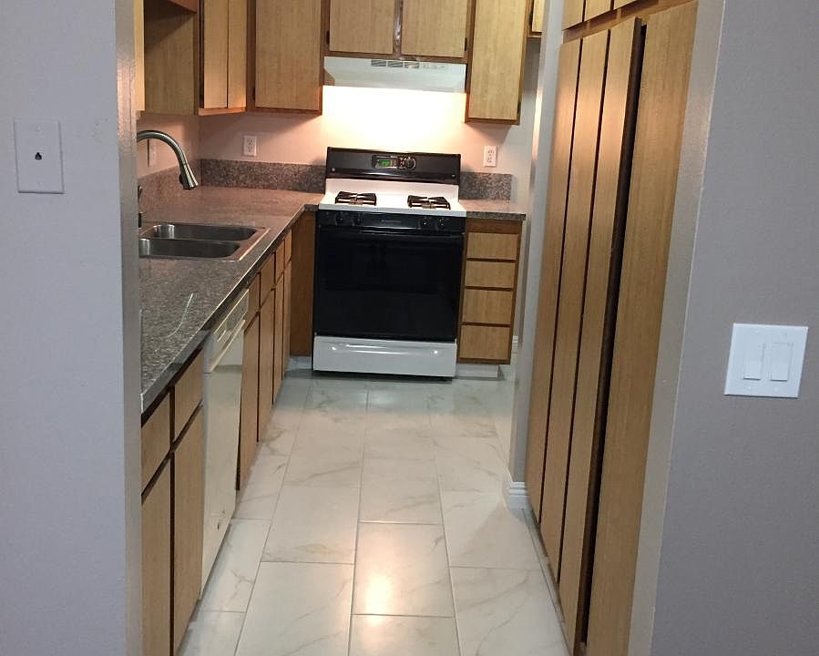 1st image of 9305 Mesa Verde Dr