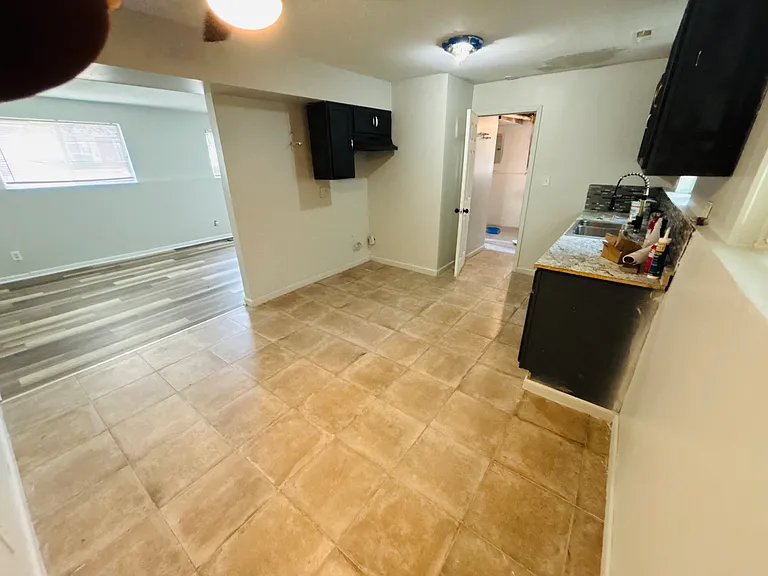 2910 Prospect St — Photo 5
