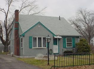 11 Stratford Rd, Weymouth, MA 02191