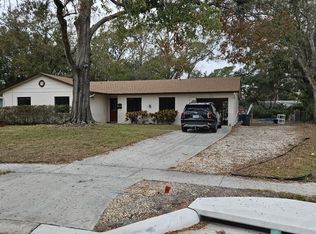 7924 W Pocahontas Ave, Tampa, FL 33615