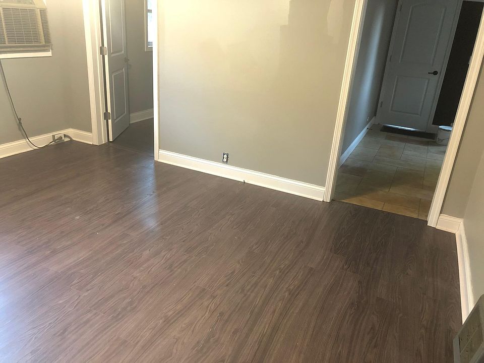 2nd image of 706 W Monroe St #7