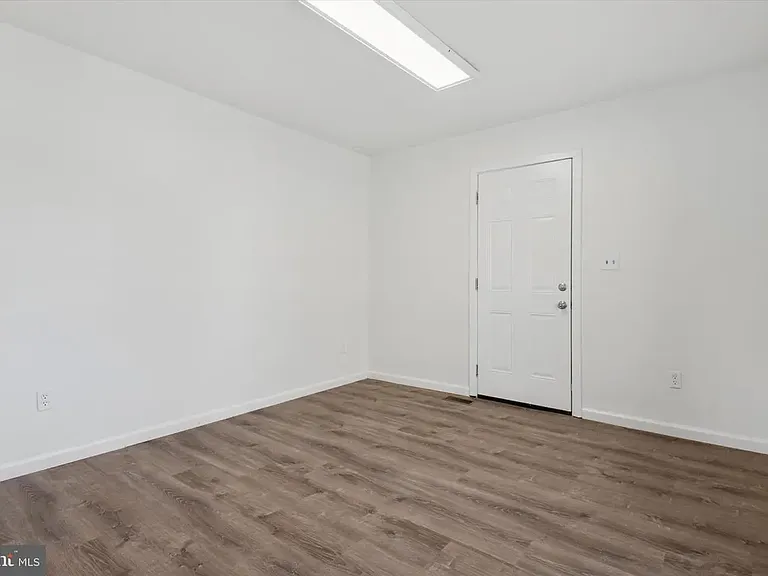 211 S Dupont Rd #B — Photo 1
