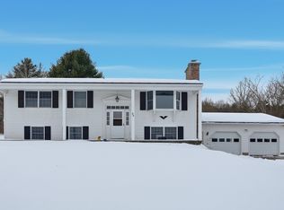 32 Homestead Ave, Greenfield, MA 01301