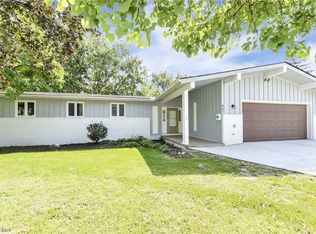 451 Whitman Blvd, Elyria, OH 44035