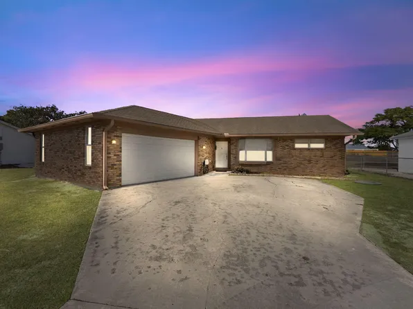 449 SE Oakridge Drive, Port St Lucie, FL 34984