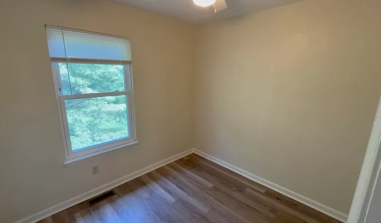 333 Pheasant Run Ct — Photo 7