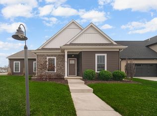 353 Sandstone Xing, Valparaiso, IN 46385