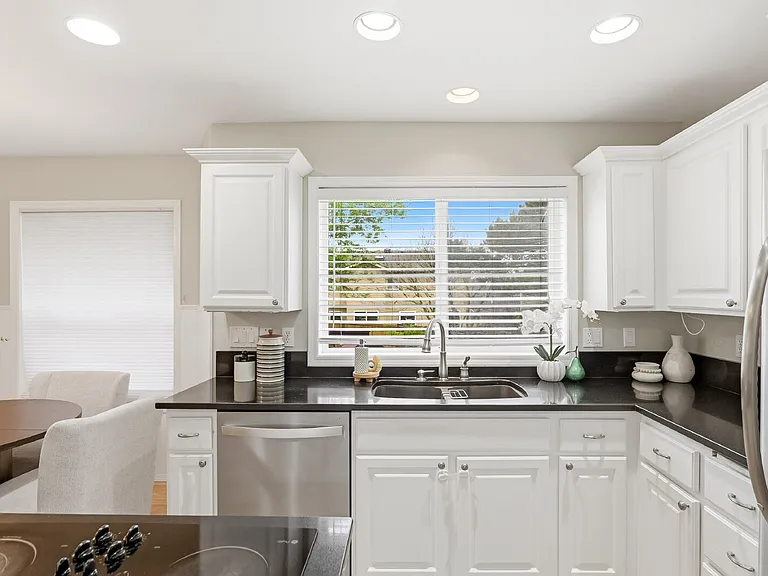 3521 NW Dahlia Dr — Photo 18