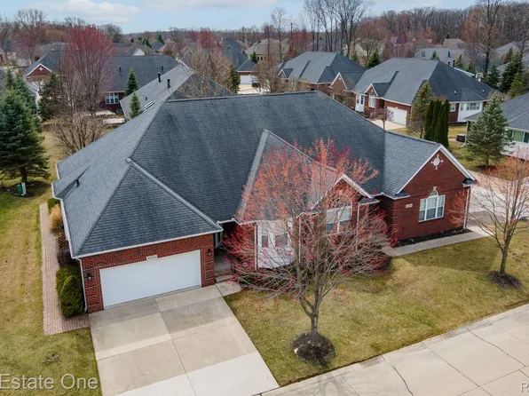 3336 Galaxy Blvd, Sterling Heights, MI 48314