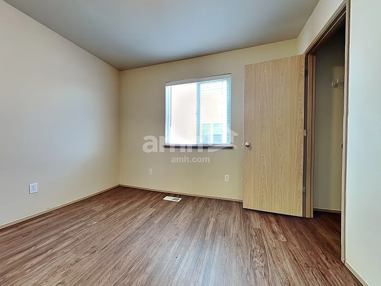 7815 205th St E — Photo 19