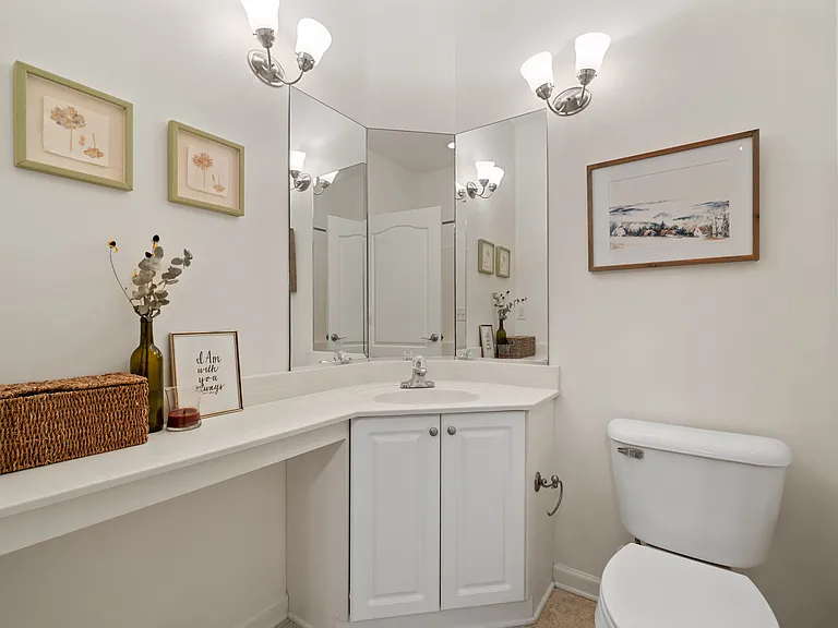 5276 Elston Ln — Photo 15