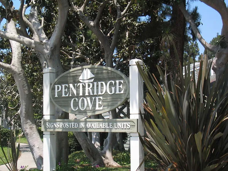 744 Wingate Bay — Photo 18